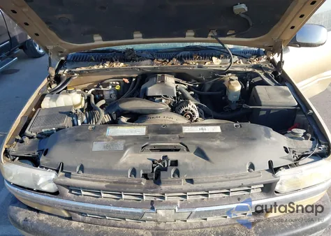 2000 Chevrolet Silverado 1500 Lt from USA, damaged, VIN 2GCEC19T3Y1142584